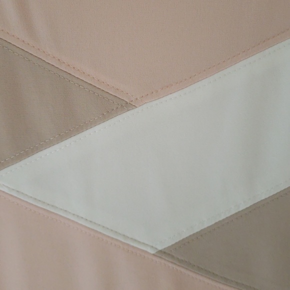 Calvin Klein Shell New - Picture 2 of 3